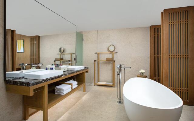 voco Thousand Island Lake by IHG