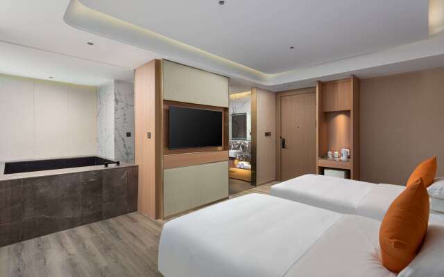 Hawthorn By Wyndham Honghe Mile Hot Spring