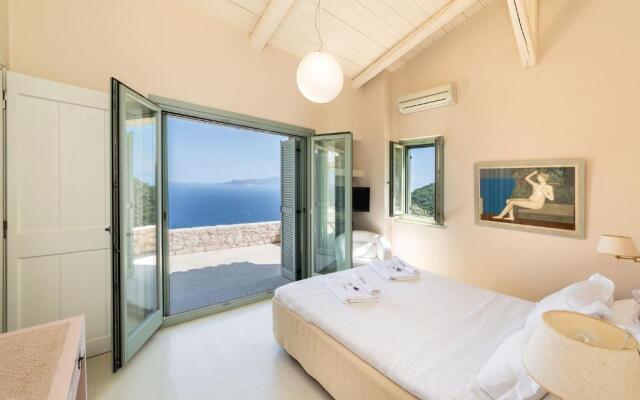 Urania Luxury Villas