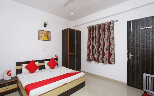 OYO 19535 Hotel Taj Niwas
