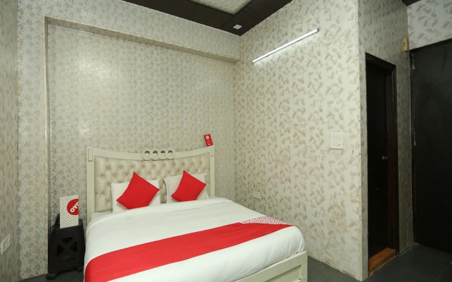 OYO 18530 Comfort Inn