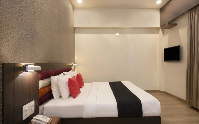 Royal Garden Resort & Lawns by OYO Rooms