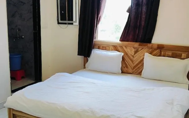 Ram Basant Hotel & Resturant