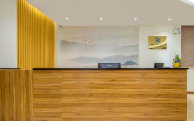 Guangzhou Hanguan Four Seasons Apartment (Guangzhou Baiyun Airport Qingtang Subway Station)