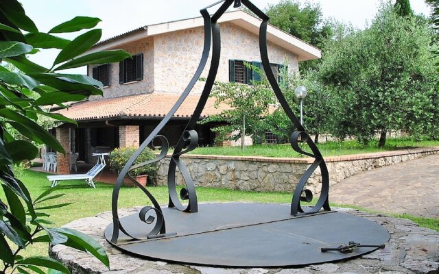 Holiday House for 8 Persons With Pool