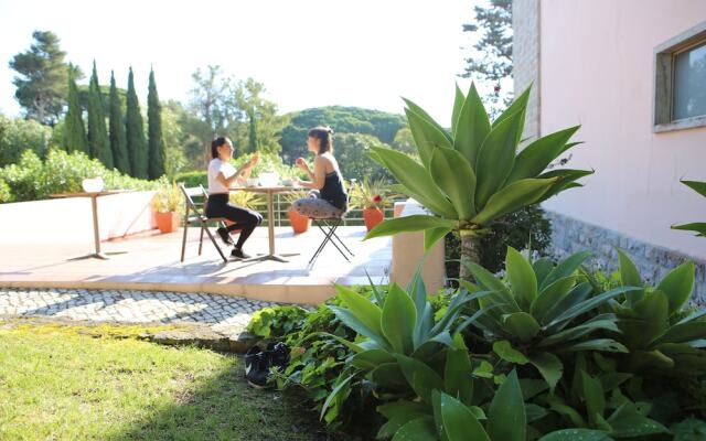 Soul Lab Residency Estoril - Hostel