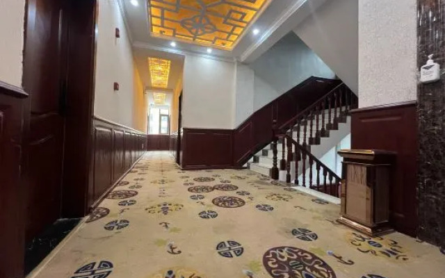 Batang Changduiping Hotel