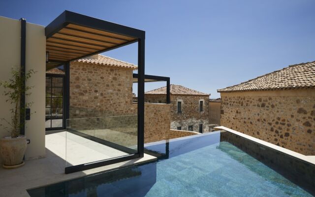 Villa with outdoor pool for 8 persons