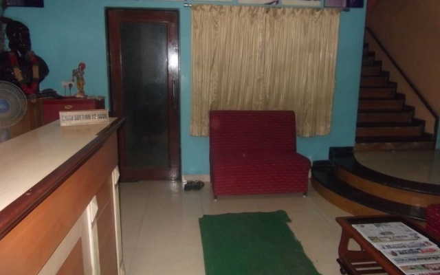Hotel Palms – Lobby – Navi Mumbai