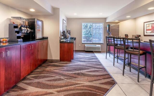Cobblestone Inn & Suites - Durand