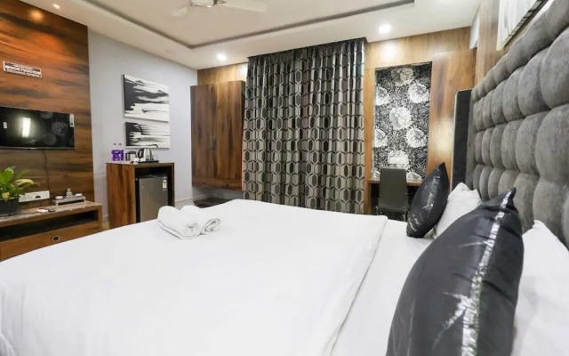 Hotel Grand View - Pimple Saudagar