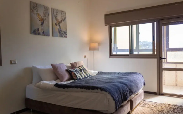 Old City Stylish 4BR by Ahlan Hospitality