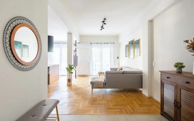 Mystique 2-Bedroom Apartment in Athens