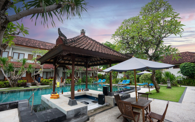 Hotel Sinar Bali Legian