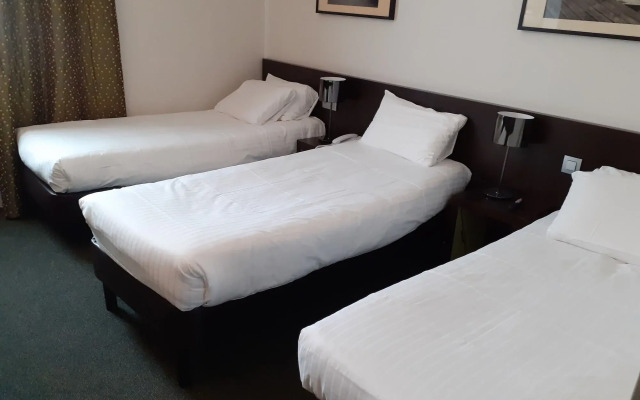 Hotel Kyriad Orly Aéroport Athis Mons