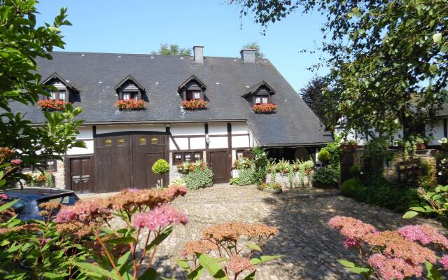 Cottage in Malmedy With Garden