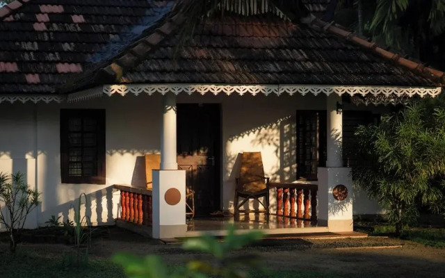 Palmgrove Lake Resort