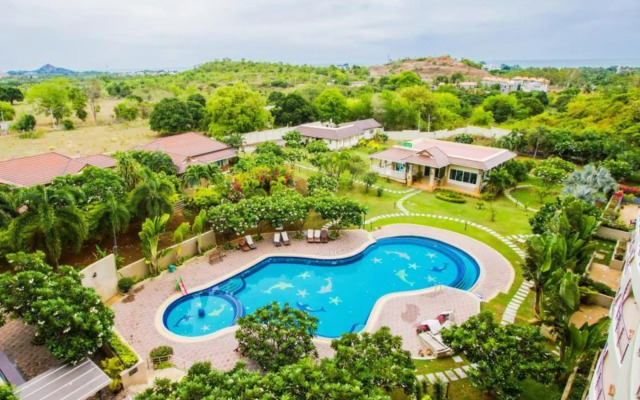 SeaRidge Hua Hin Resort & Pool Villa