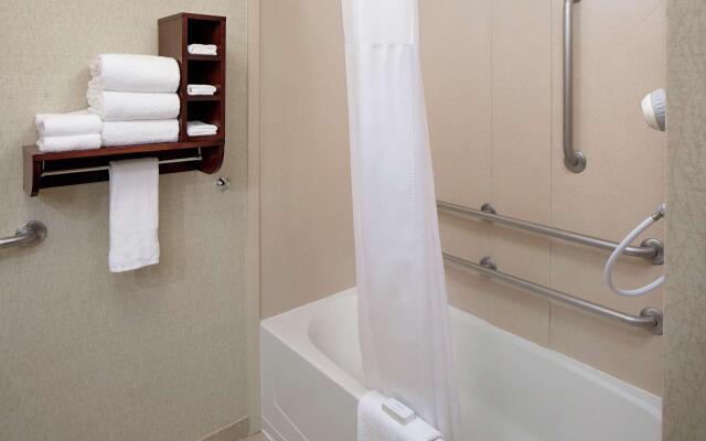 Hampton Inn Long Island/Islandia