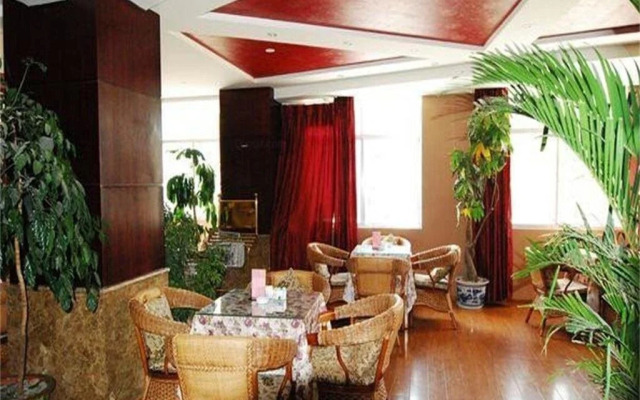 Xichang Xiaoding Business Hotel