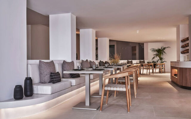 Orama Hotel & Spa