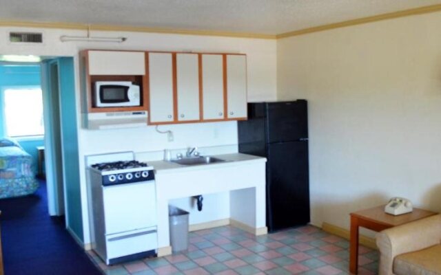 Cerca Del Mar Motel