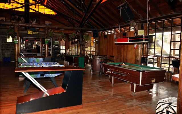 Parklands Shade Hotel