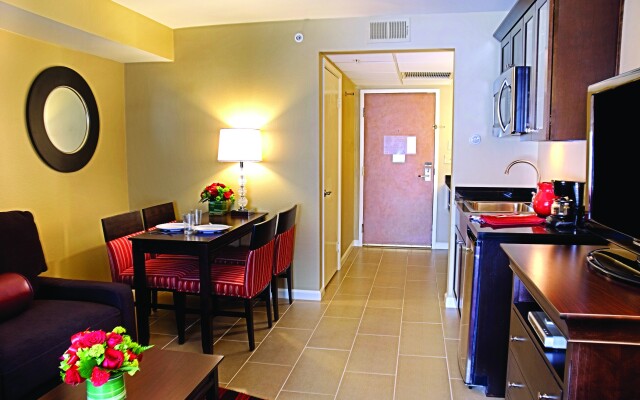 Peacock Suites