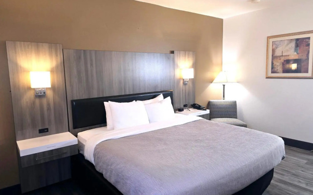 Quality Inn & Suites Longview Kelso