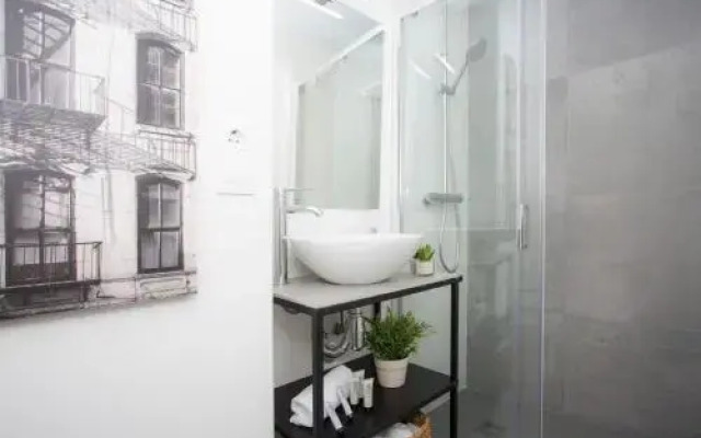 Poeta Llombart Apartments