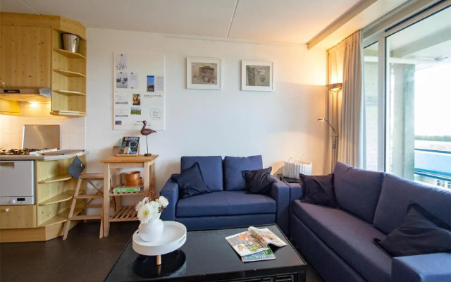 Apartment With Kitchen