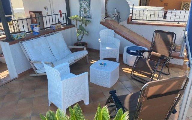 Apartment with terraces and private Jacuzzi - San Vito 400m from beach