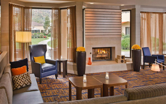 Courtyard by Marriott Mahwah