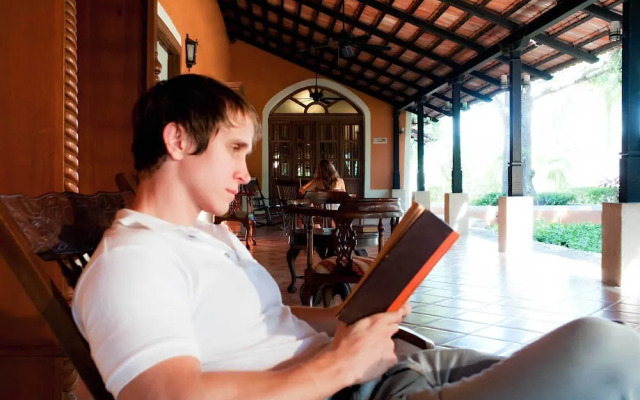 Hacienda Noc-Ac Hotel & Spa