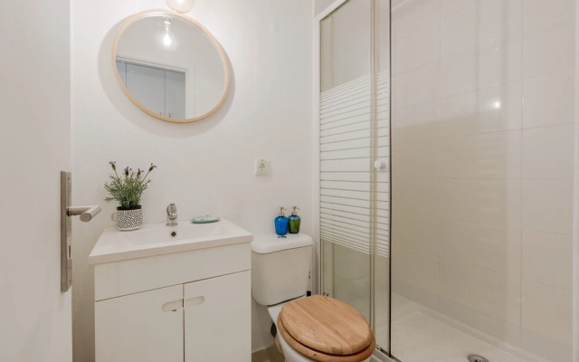 Sunny Bairro Alto / Chiado Apartment, By TimeCooler