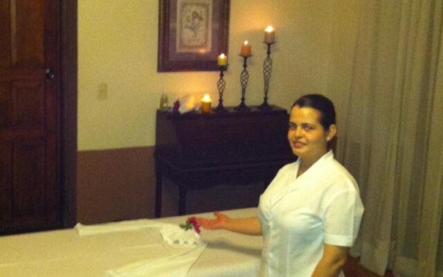 Mesón de Santa Elena Hotel Galeria