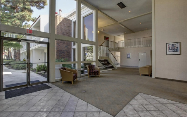 Motel 6 Irvine - Orange County Airport