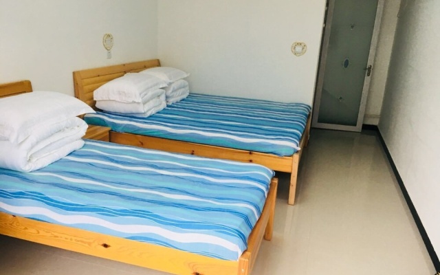 West Water Homestay – Guest Rooms – Beijing