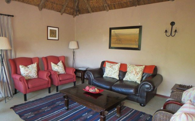 Woodbury Lodge - Amakhala Game Reserve