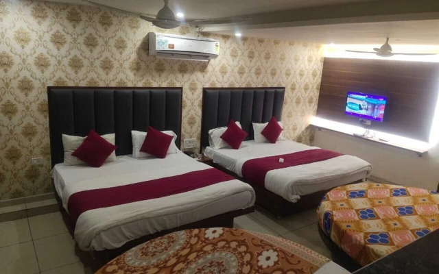 Hotel Royal King Nana Chiloda