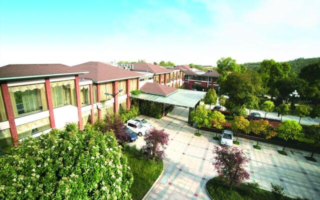 Xuancheng Jingtingshan Resort Hotel