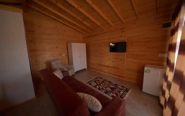 Em-Ba Butik Bungalow