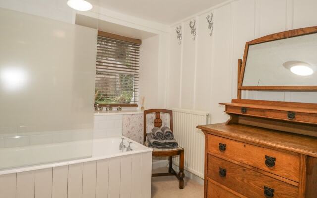 Chestnut Cottage