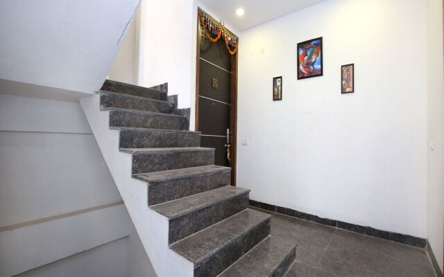 OYO 9894 Home Valley View 2BHK Bharari