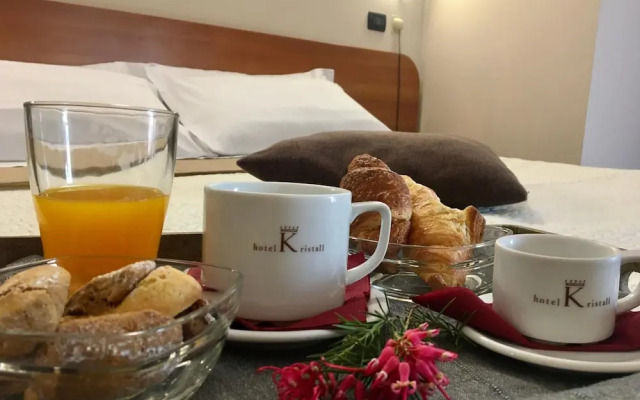 Kristall Hotel