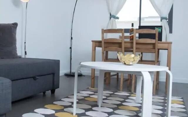 Stylish Chic 2BR Bauhaus Ap Heart of TLV
