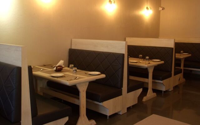 Srujan Hotels 22 Suites