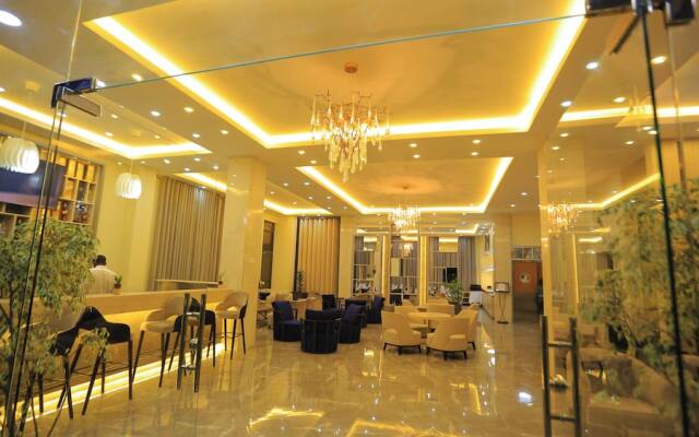 Triple-e Hotel and Spa