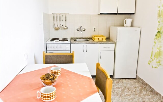 Apartments Vik