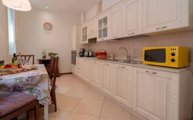 The Arsenal Large Apartment